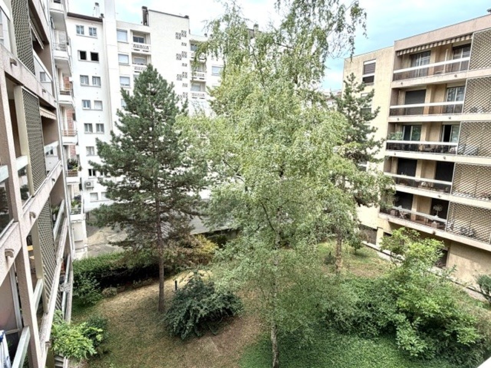 Appartement Allée du Lac à Lyon