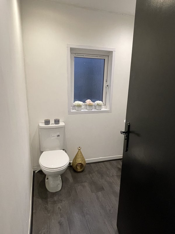 Room Rusholme Place in Manchester