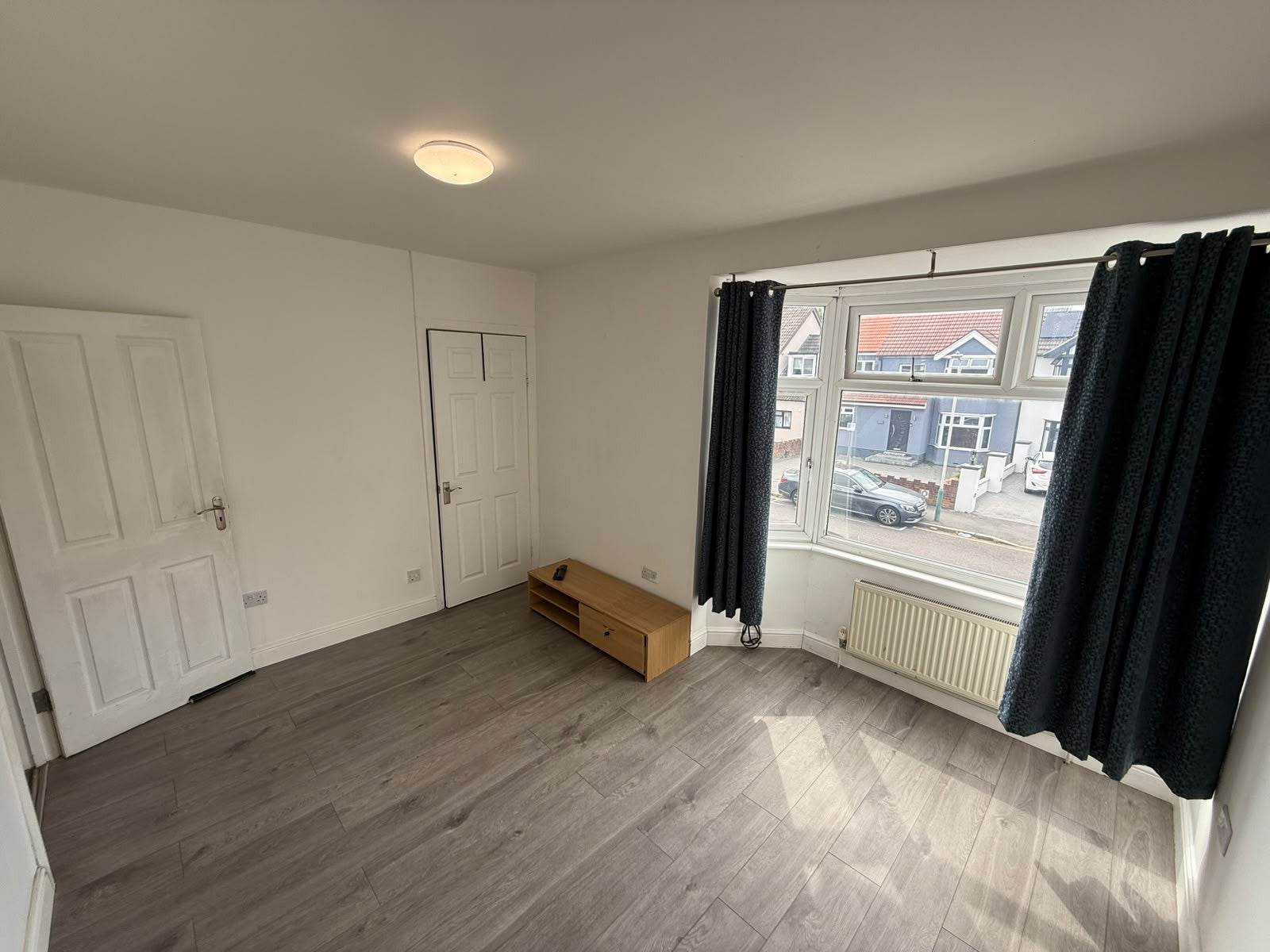 House Manser Road in Greater London