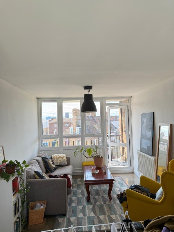 Room Govan Street in Greater London