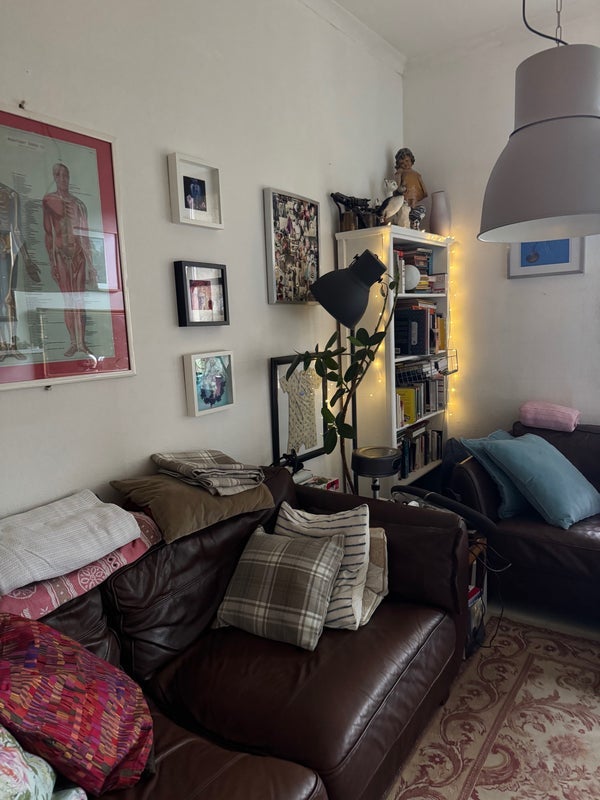 Room Dumbarton Road in Glasgow