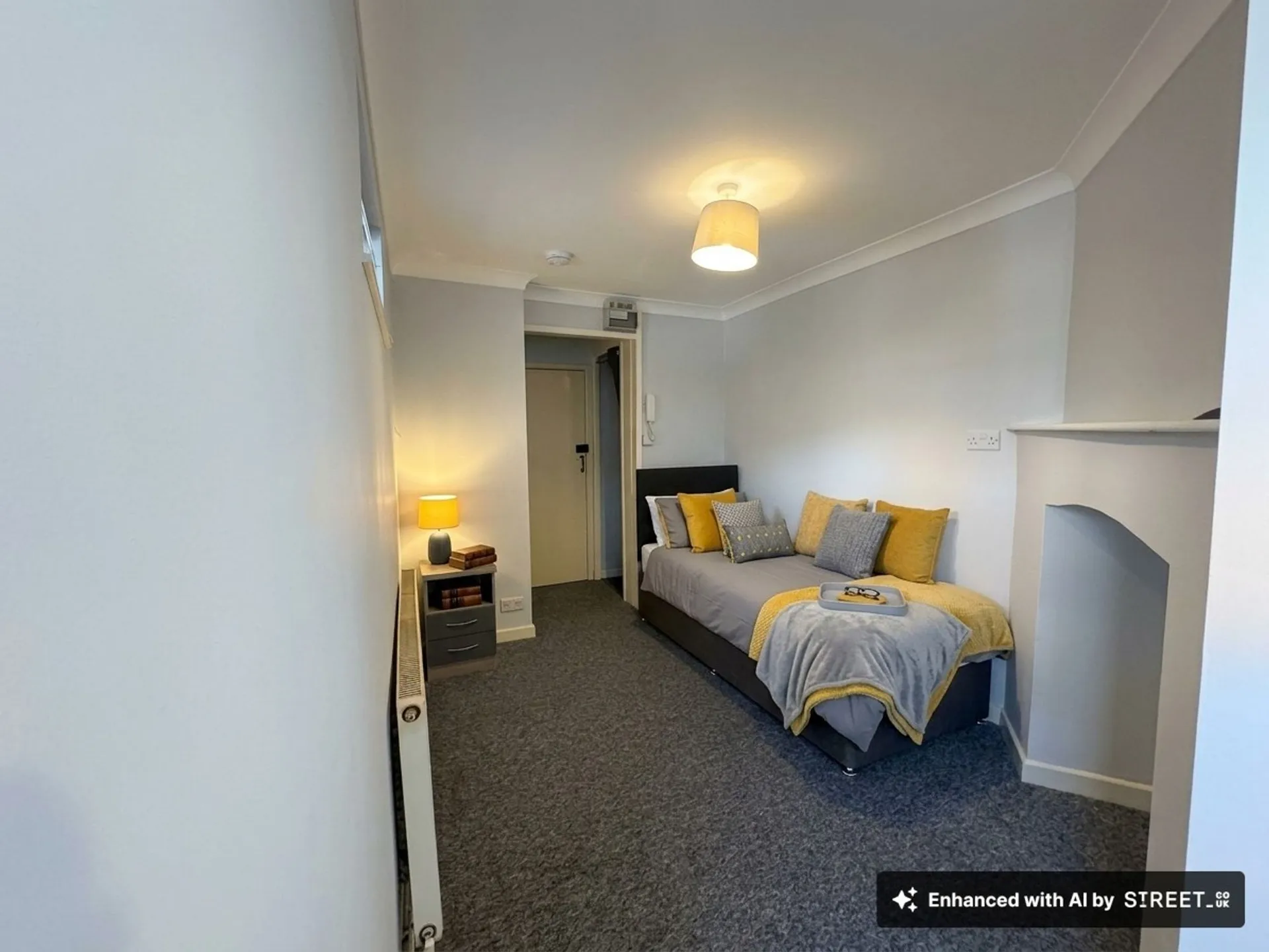 Room Beaufort Road in Taunton