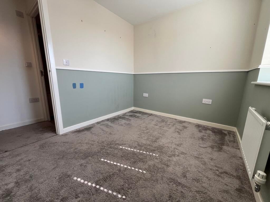 House Hartack Close in Test Valley