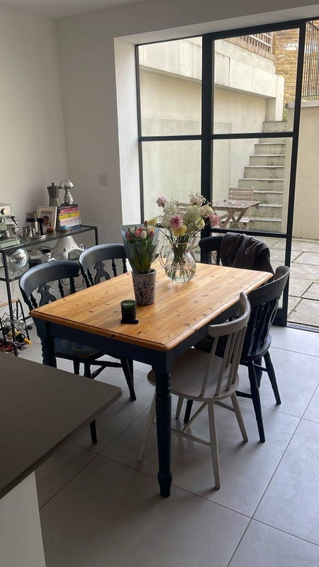 Room Rectory Grove in Greater London