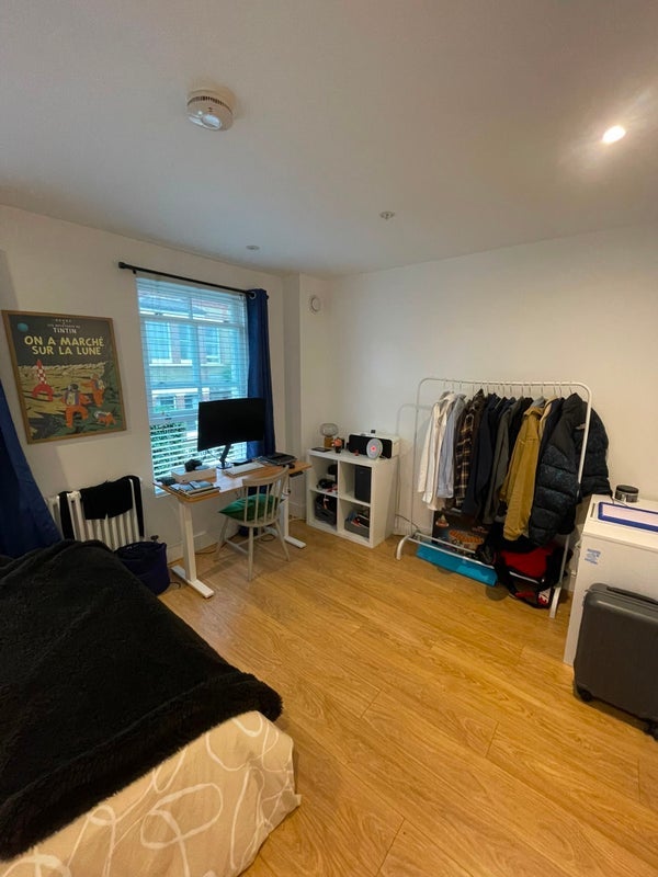 Room Rectory Grove in Greater London