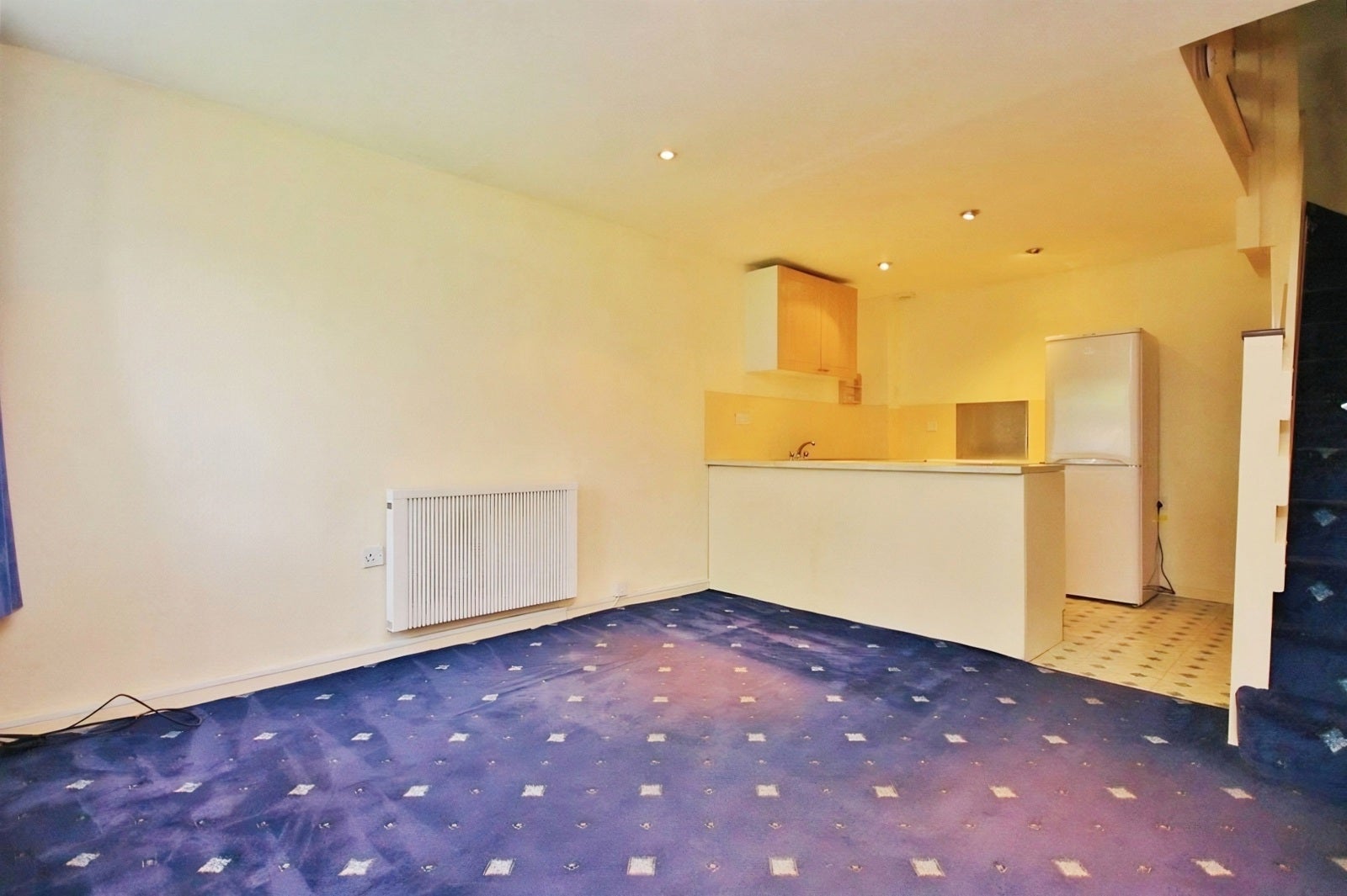 House Meadowbrook Close in Slough