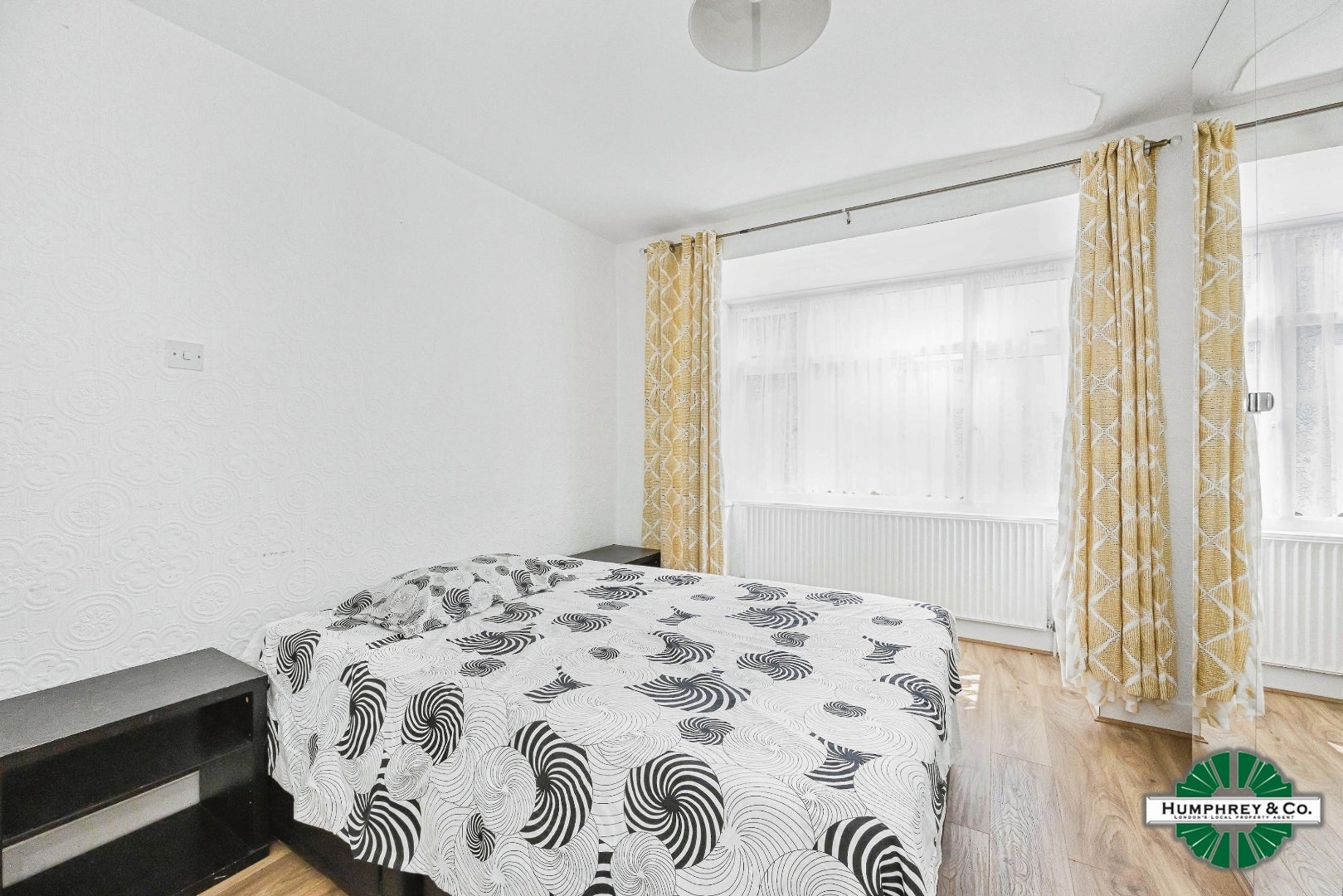 Flat Frinton Road in Greater London