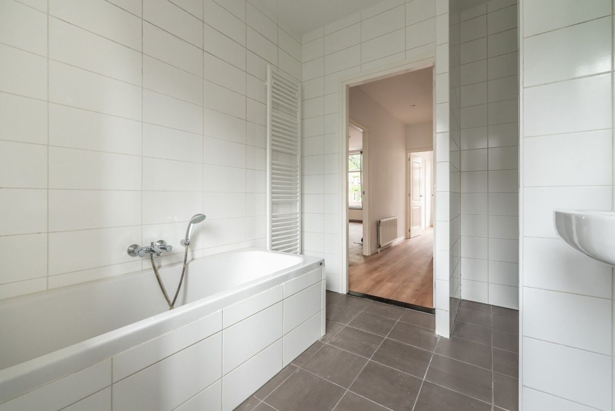 Woning te huur: Admiraal De Ruijterweg, Amsterdam