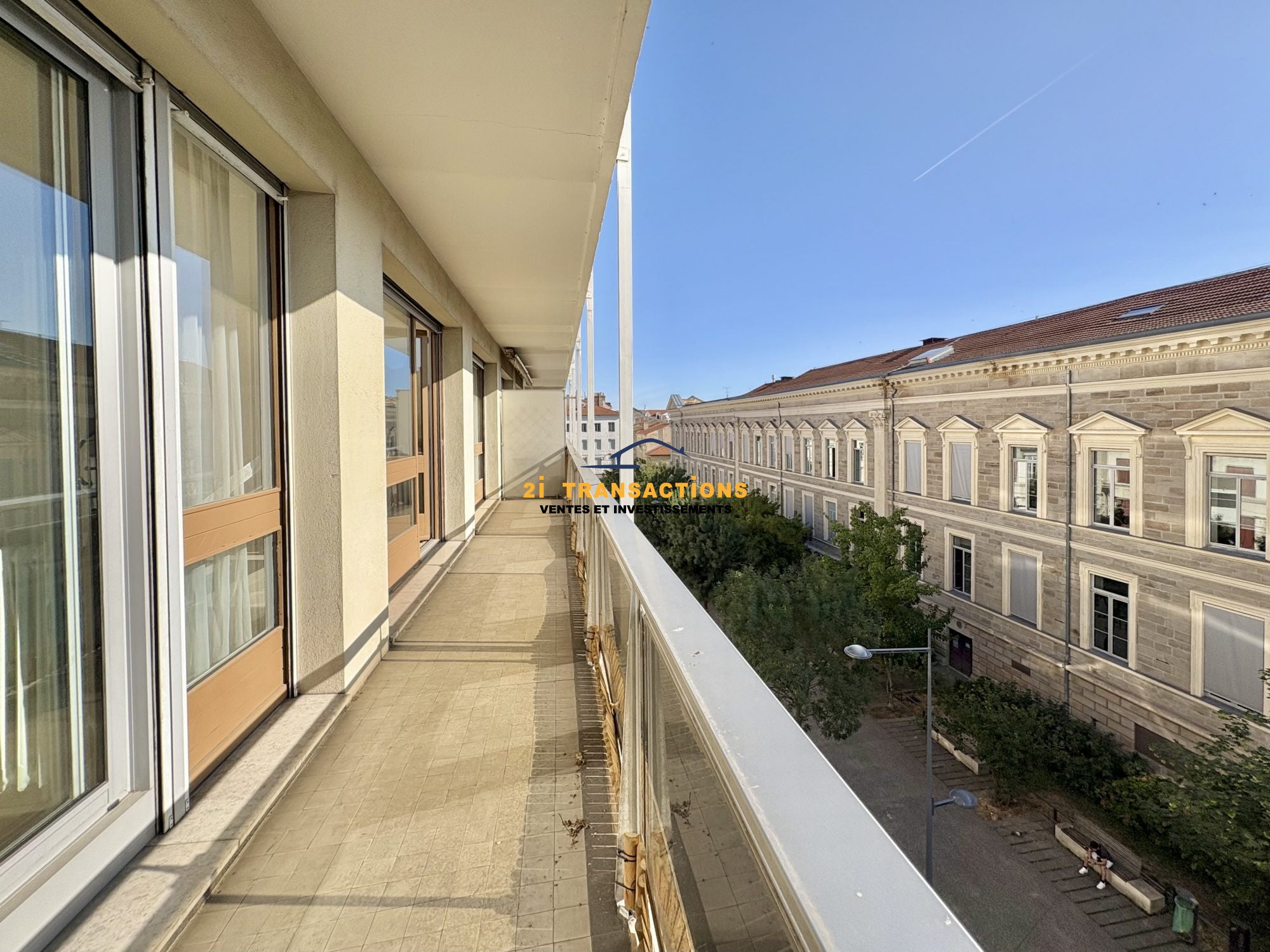 Appartement Rue Charles Perrault à Saint-Étienne
