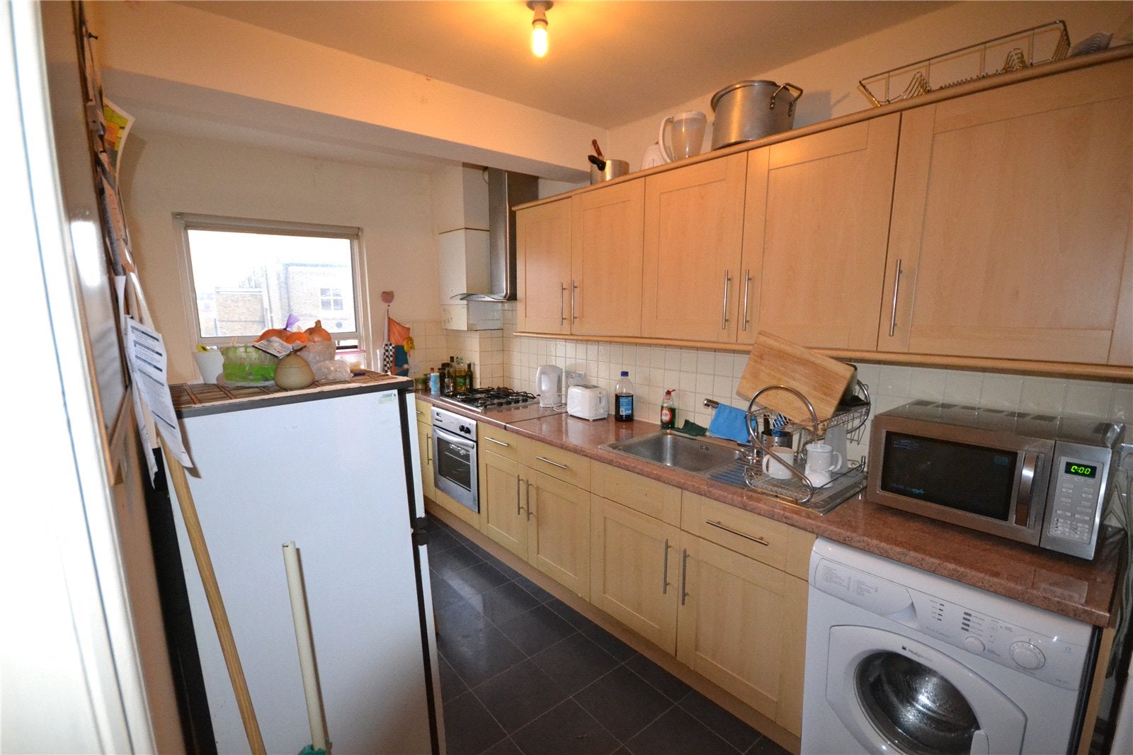 Flat Willesden Lane in Greater London