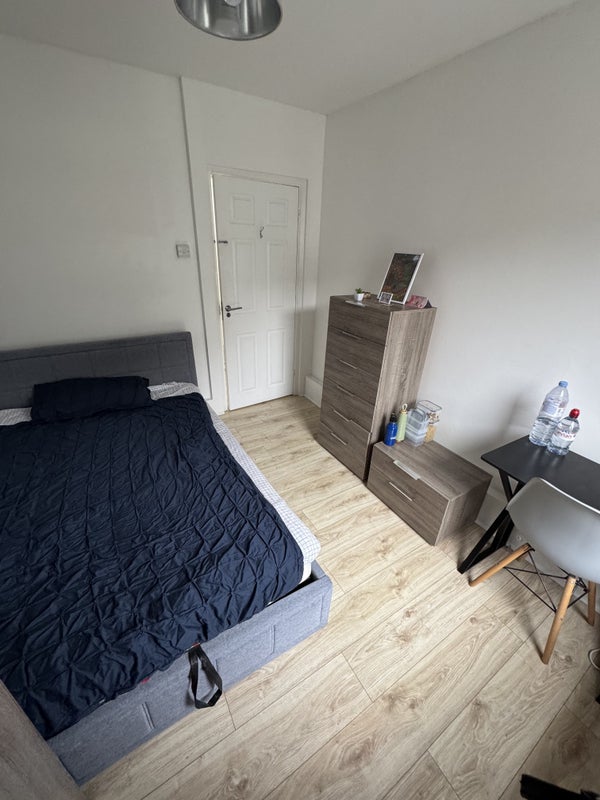 Room Haddo Street in Greater London