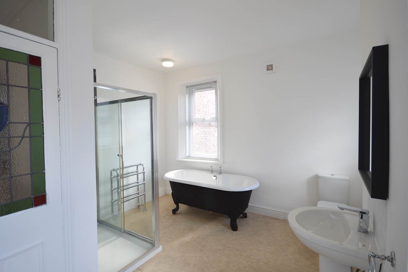 Room Thornleigh Road in Newcastle upon Tyne