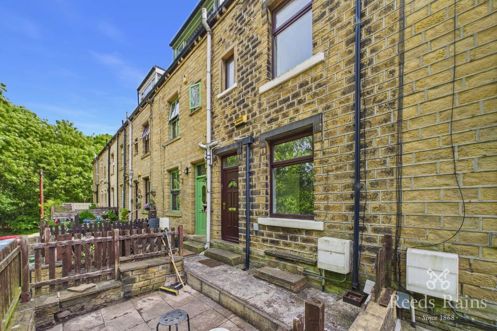 House Wood Terrace in Kirklees