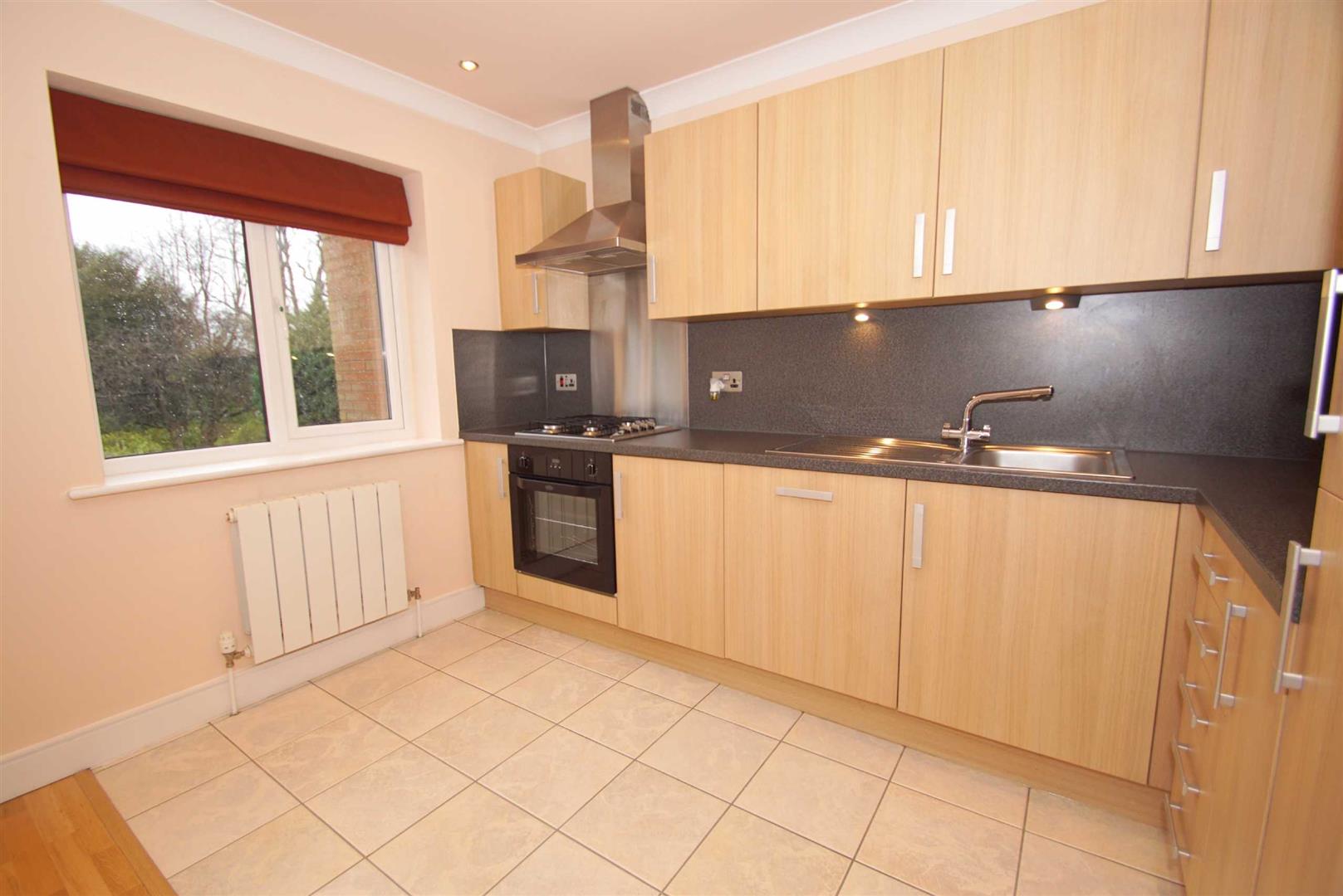 Flat Wensley Avenue in Leeds