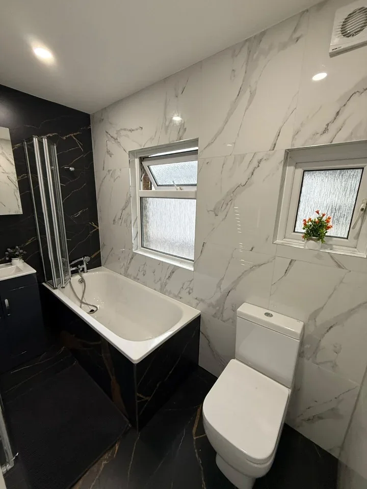 Room Holmewood Road in Greater London