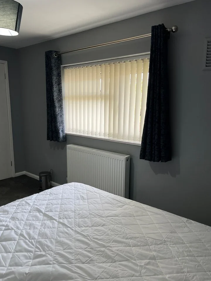 Room Antrobus Road in Amesbury
