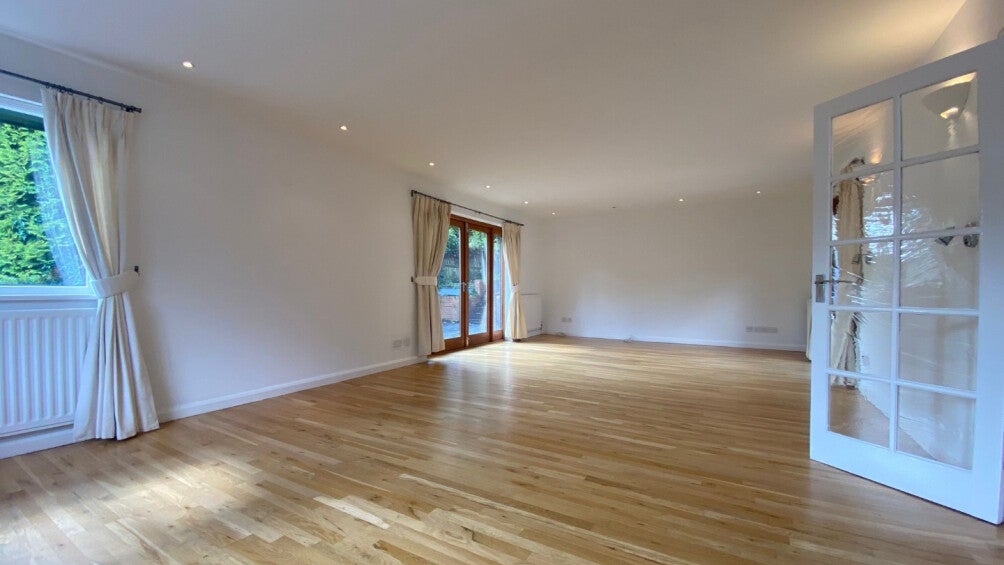 Flat Lindisfarne Close in Newcastle upon Tyne