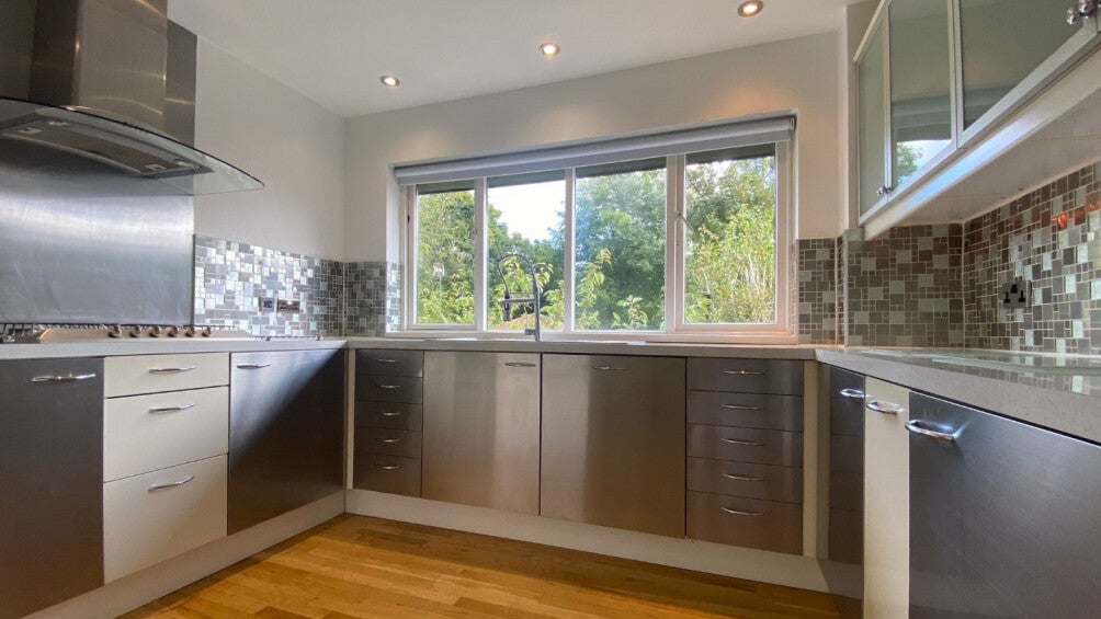 Flat Lindisfarne Close in Newcastle upon Tyne
