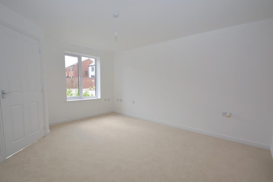 House Whitehead Grove in Dawley