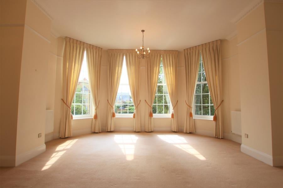 Flat Florence Way in Woking