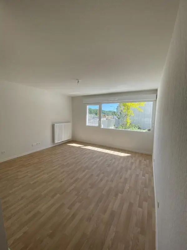 Flat Rue de l'alose in Lormont