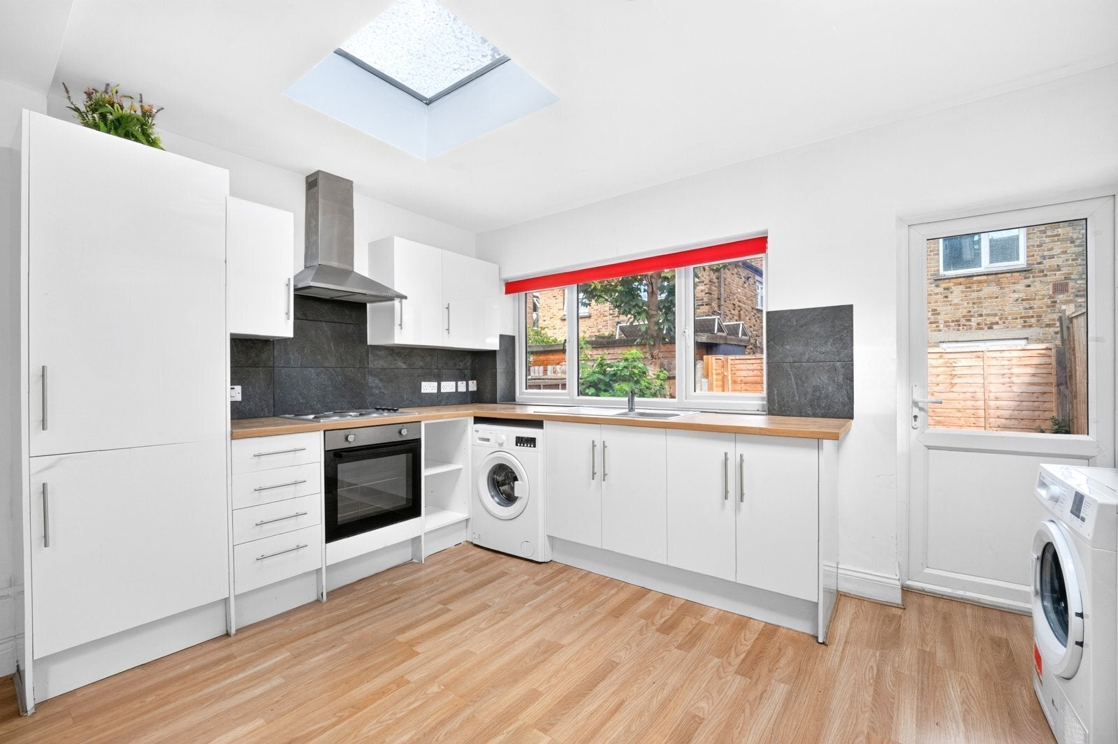 Flat Furley Road in Greater London