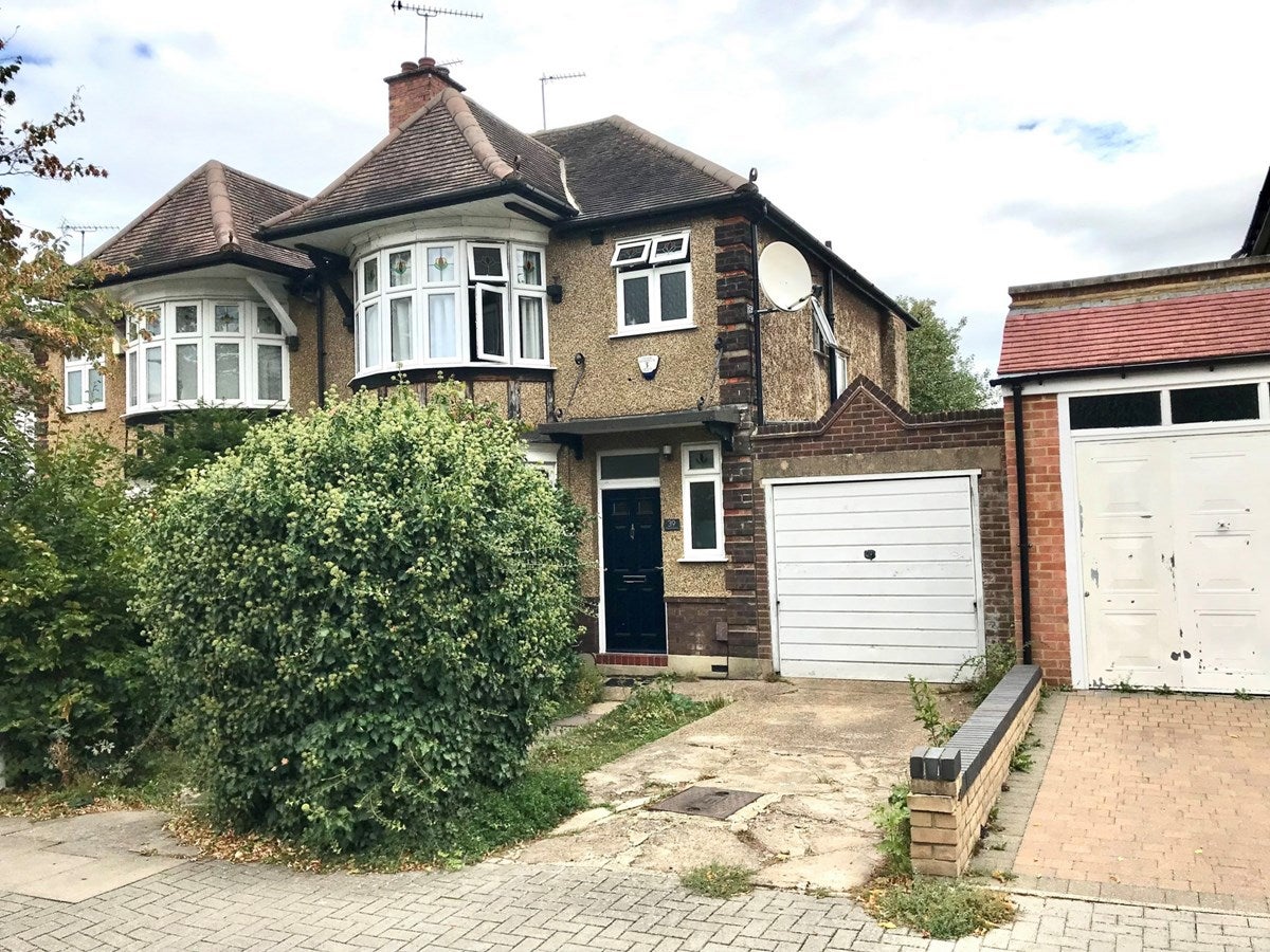 House Kenton Road in Greater London