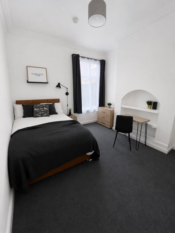 Room Poplar Avenue in Blackpool