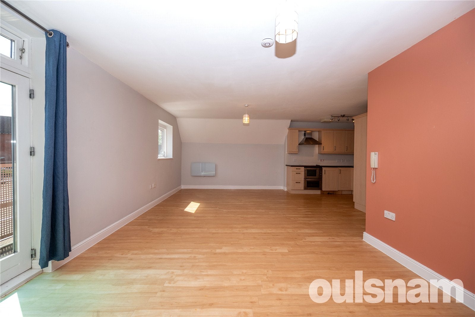 Flat Griffin Close in Birmingham