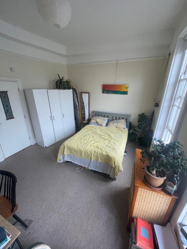 Room Zetland Road in Bristol