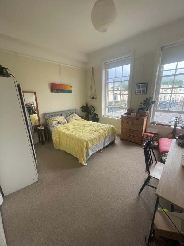 Room Zetland Road in Bristol