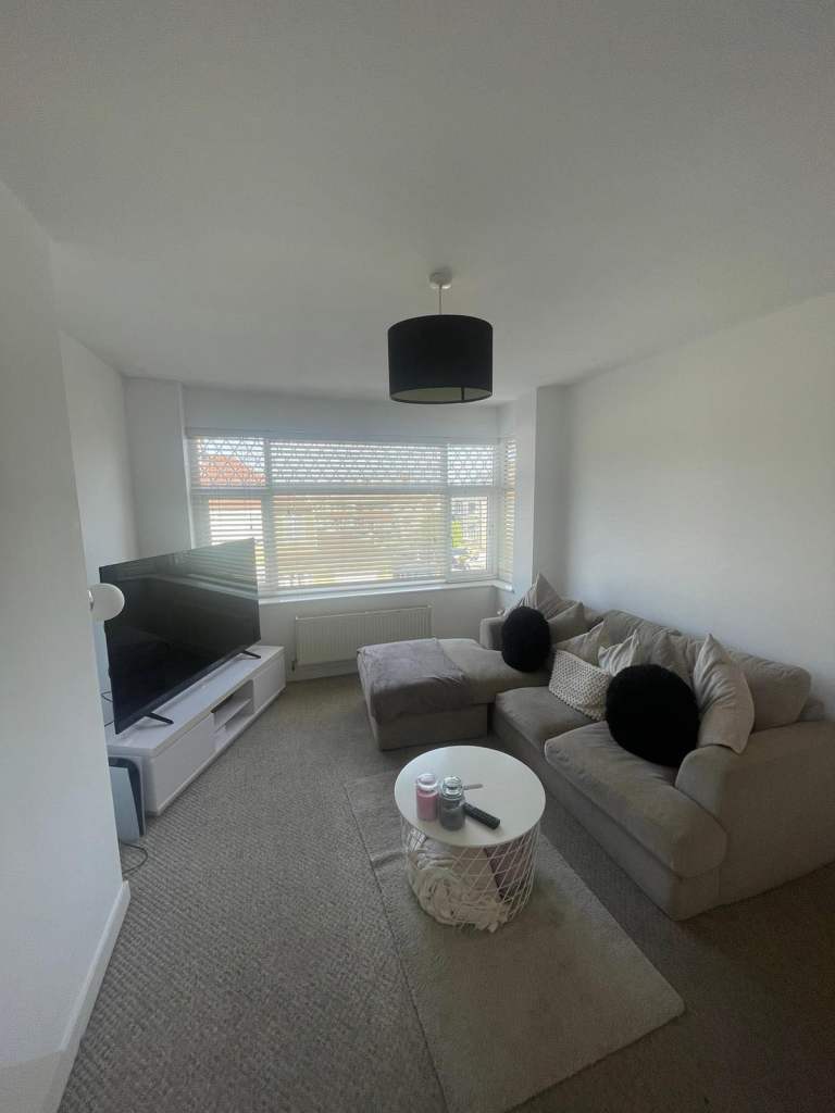 Flat Savoy Road in Bristol