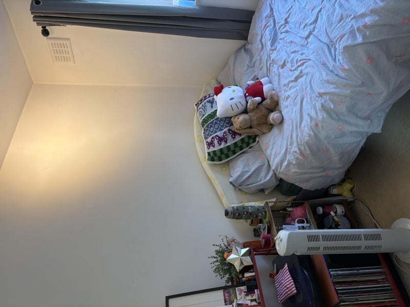 Room Millgate Lane in Manchester