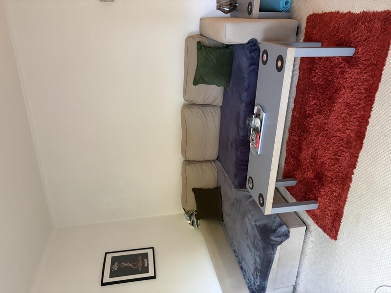 Room Millgate Lane in Manchester