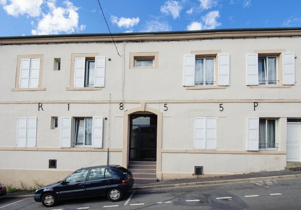 Flat Rue Jeanne d'Arc in Charleville-Mézières