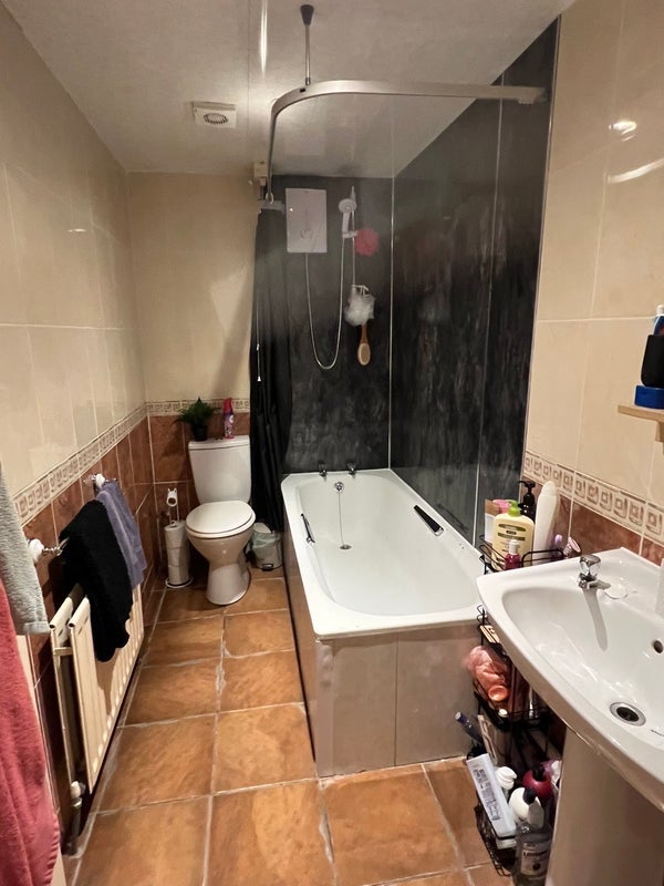 Room Osborne Road in Newcastle upon Tyne