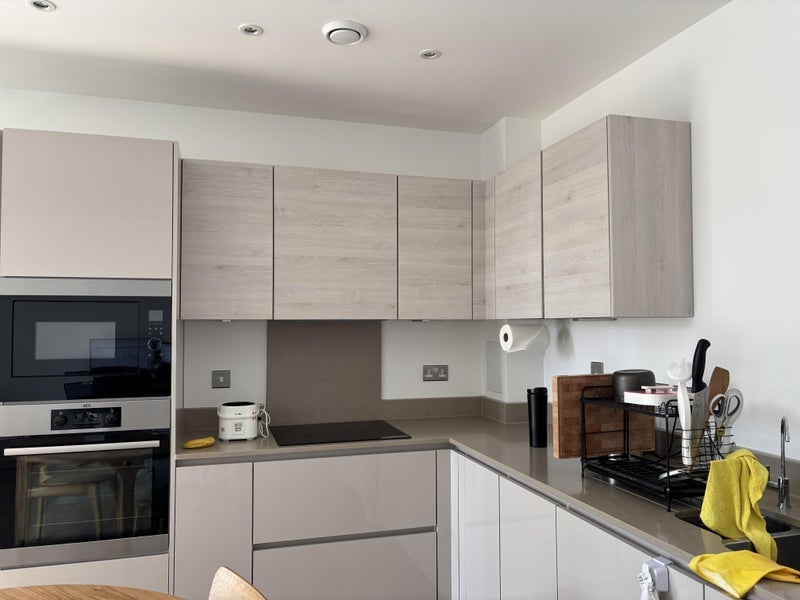Room Nellie Cressall Way in Greater London