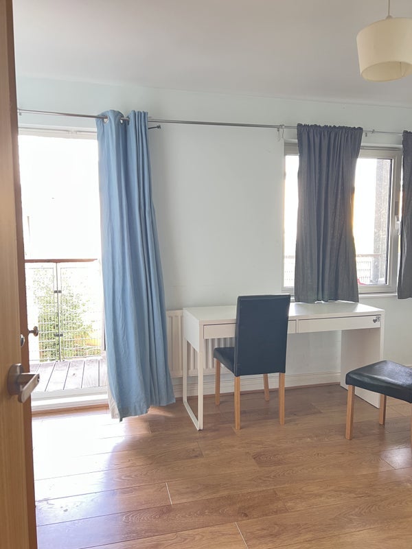 Room Claremont Street in Greater London