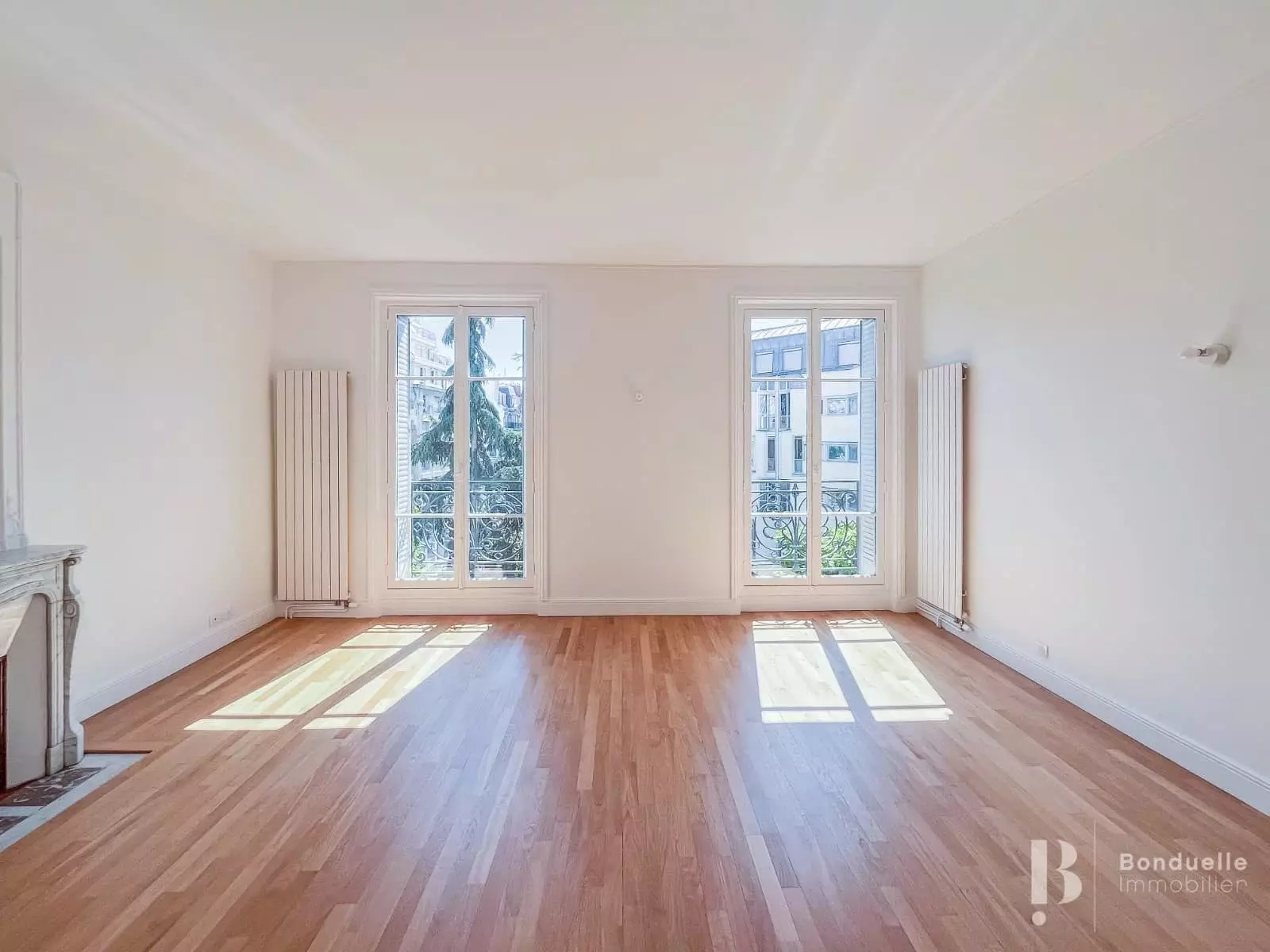 Flat Place des États-Unis in Paris