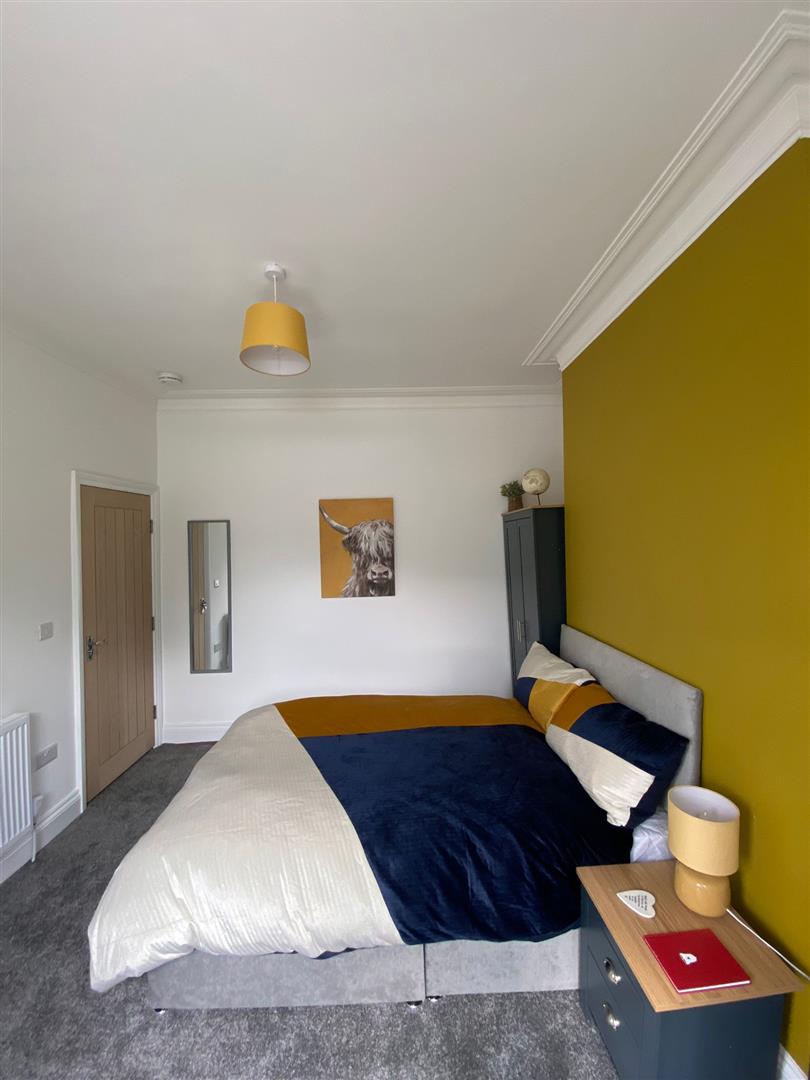 Room Coal Clough Lane in Burnley