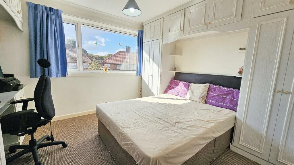 House Gifford Close in Leicester