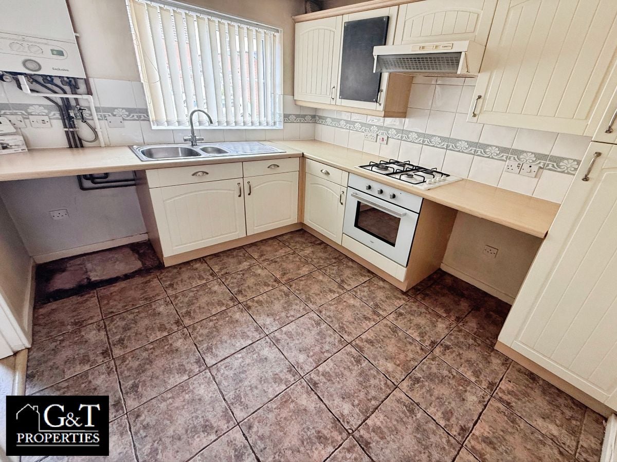 House Wesley Close in Sandwell