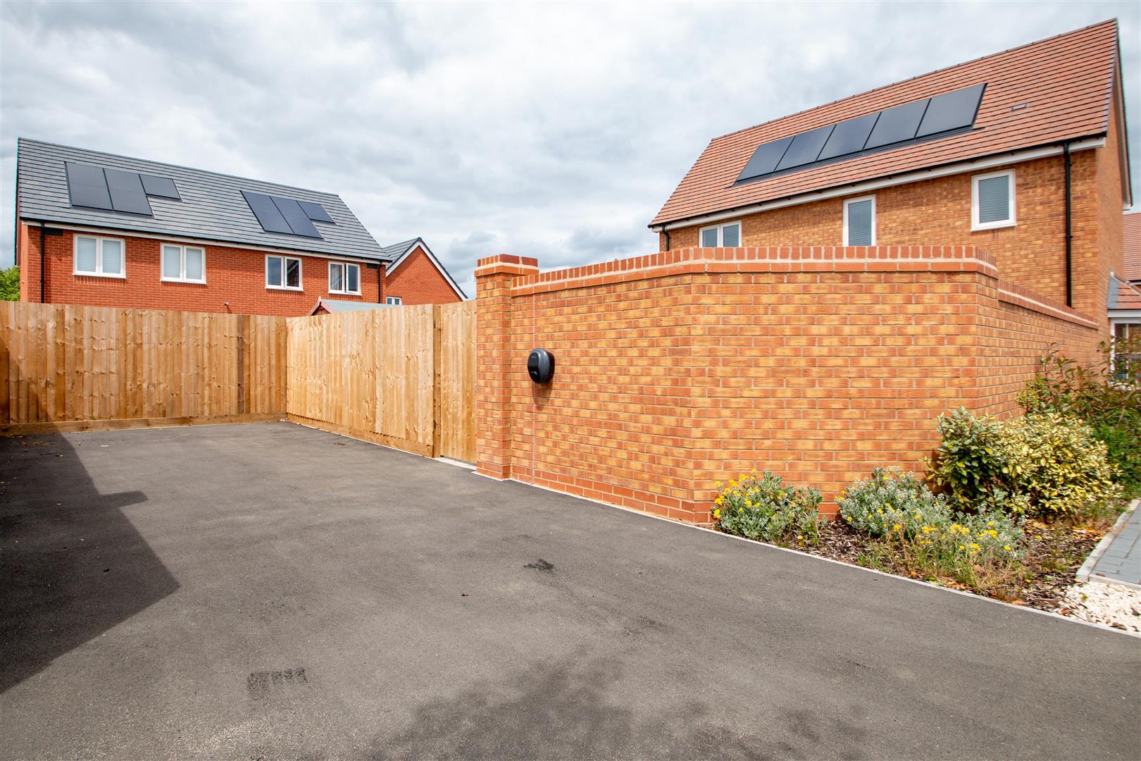House Buttercup Close in Milton Keynes