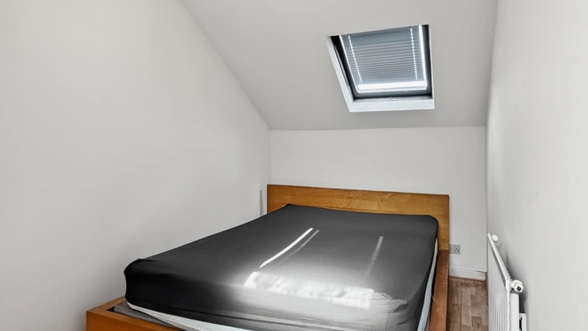 Flat Clytha Square in Newport