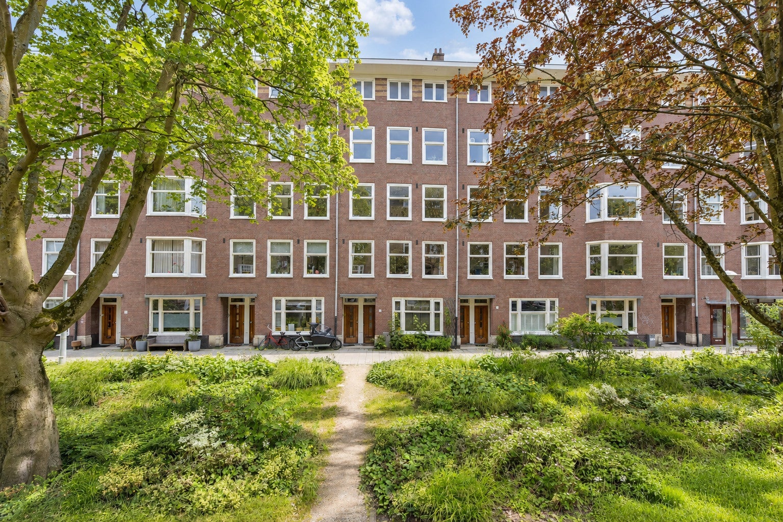 Appartement Lekstraat in Amsterdam