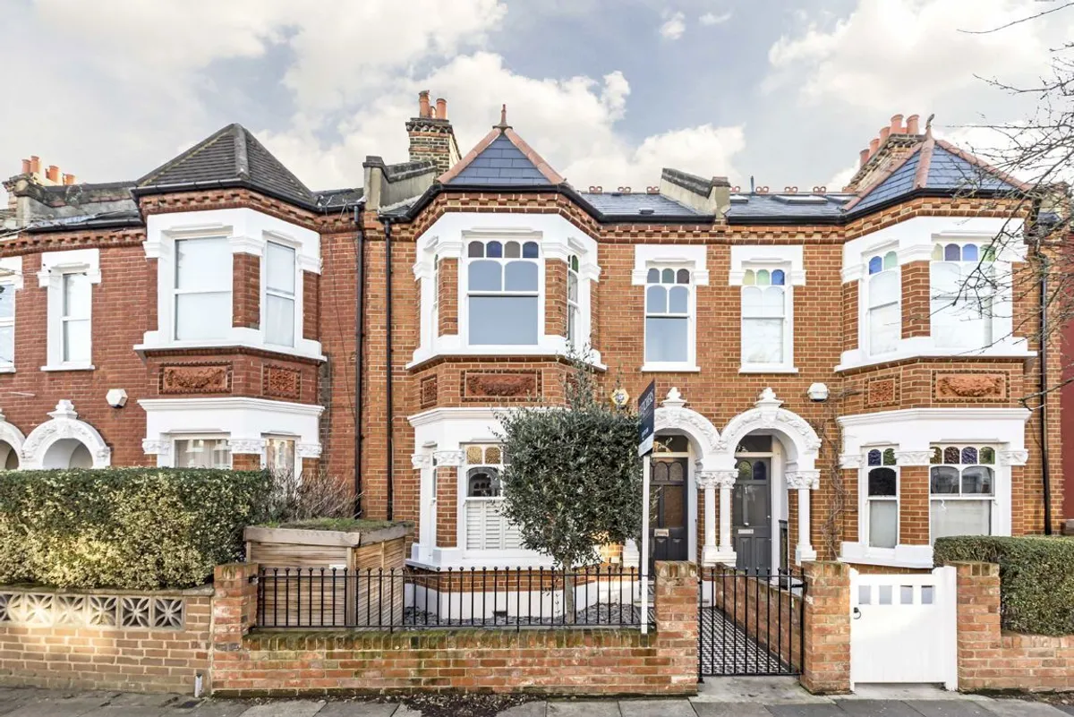 House St. Albans Avenue in Greater London