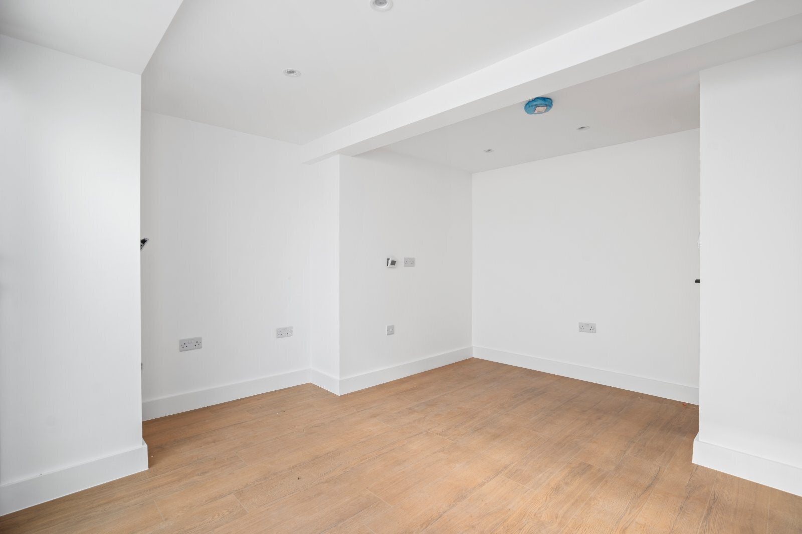 Flat Goswell Road in Greater London