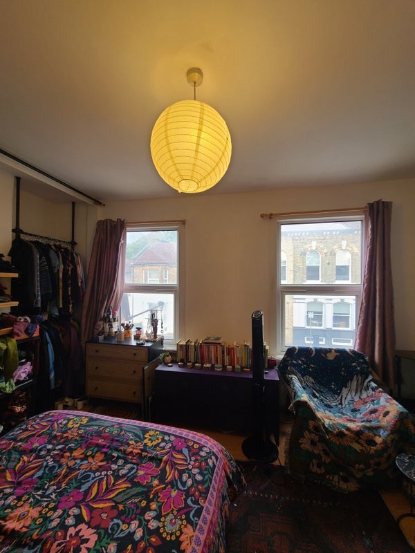 Room Amity Road in Greater London