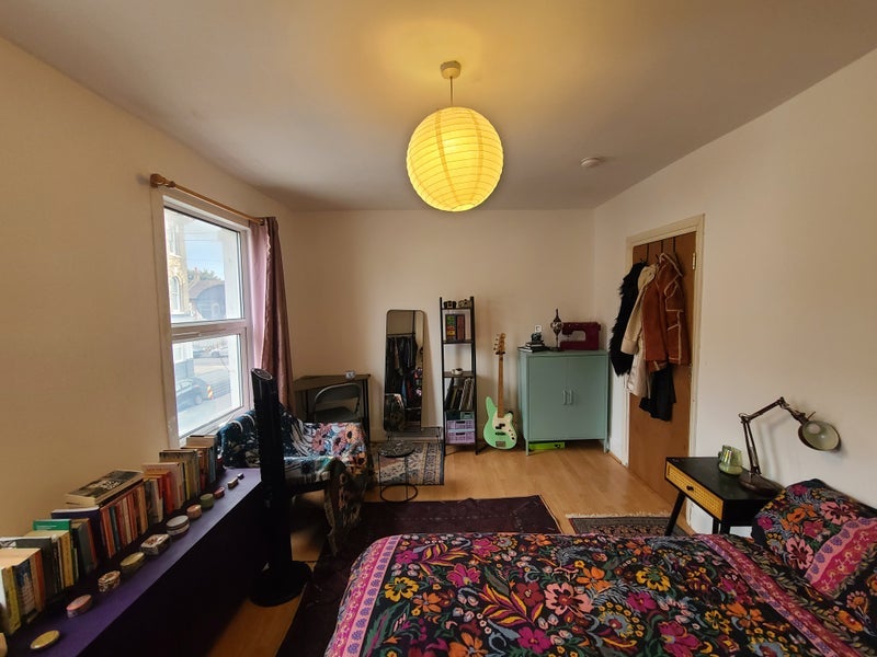 Room Amity Road in Greater London
