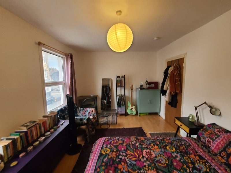 Room Amity Road in Greater London